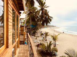 Mendihuaca Surf Camp，位于Guachaca的酒店