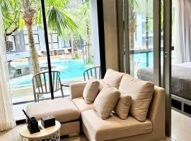 Kamala Beach Pool view Resort P15，位于卡马拉海滩的公寓