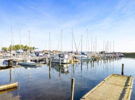 4 Bedroom Stunning Home In Torrig L，位于Torrig的酒店