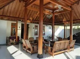 Joglo Rahayu Homestay