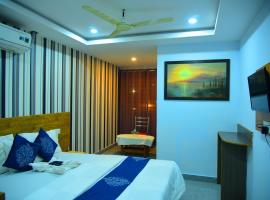 Hotel Housefinch Residency，位于班加罗尔Kempegowda International Airport - BLR附近的酒店