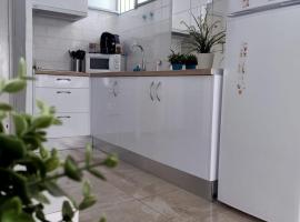 Apartamento Rompeolas，位于马札冈的酒店