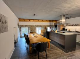 Ferienwohnung am Wald-und Wiesenkorb，位于Kell的酒店