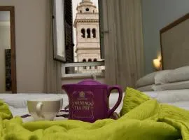 安纳卡普里酒店