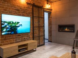 Apartament Black Loft，位于尼萨的酒店