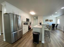 Updated Rancher near shopping & restaurants，位于斯波坎的酒店