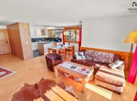Logement spacieux et confortable，位于代堡的酒店