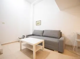 PORT CITY HAIFA - Downtown Studio with Gallery nxt German Colony