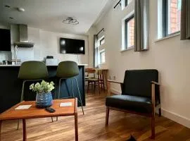 City SuperHost NQ & City Centre 1 BR with Parking