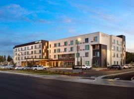 Courtyard by Marriott Fresno Clovis，位于克洛维斯弗雷斯诺优胜美地国际机场 - FAT附近的酒店