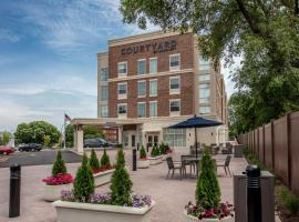 Courtyard Rochester Downtown，位于罗切斯特Jones Square附近的酒店