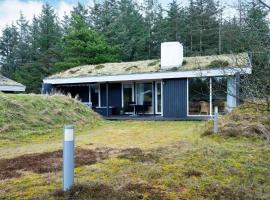 6 person holiday home in Blokhus-By Traum，位于布洛克胡斯的酒店