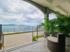 360 Splendor 306-Ocean View Condo-Breakfast Included!，位于普拉亚弗拉明戈的酒店