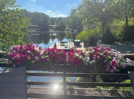 Holiday Home 'Beautifull Water'，位于拉纳肯的酒店