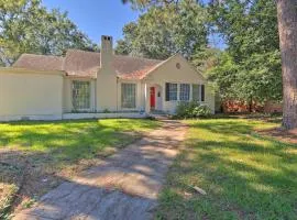 Cozy Montgomery Home Just 2 Mi to Downtown!