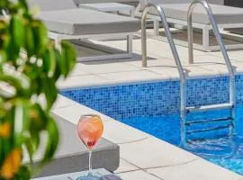 广场里尔套房酒店