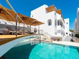 Deluxe Suites Santorini，位于费拉的酒店