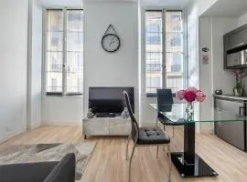 Studio Famous bd Victor Hugo - city center
