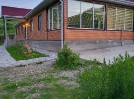Кольсайские озера, гостиница Айару