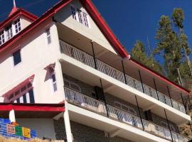 Himalayan Resort kharapather，位于Darkoti的酒店
