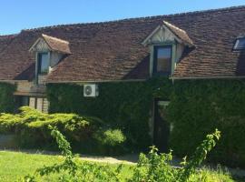 Un Figuier dans notre Jardin，位于Beaune-la-Rolande的酒店