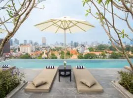 GLOW PARK HOTEL Grand Royal Palace