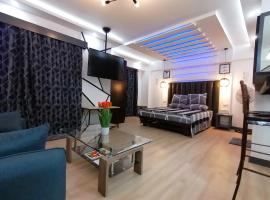 Condo Azur Suites E507 near Airport, Netflix, Stylish, Cozy with swimming pool，位于Lapu Lapu City的公寓