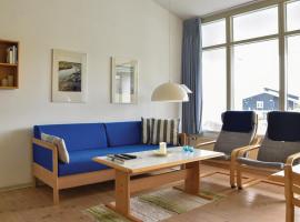 Cozy Apartment In Ringkøbing，位于灵克宾的酒店