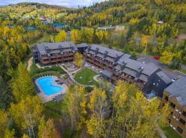 Caribou Highlands Lodge，位于卢森的酒店