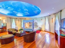 Poa Place Resort & Hotel - Where Nature Meets Comfort