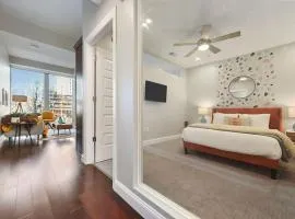 HostWise Stays -The Washington at Chatham - Gym - Free Garage Parking - City Views - More