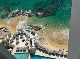 Suite frente al mar en Torres Gemelas Acapulco