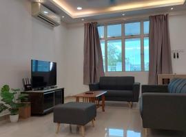 Desaru Nova Guest House with BBQ and Near Tanjung Balau Beach，位于Bandar Penawar的酒店