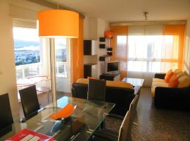 米乐尼奥公寓酒店，位于库列拉的自助式住宿