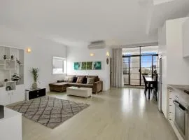Apartment at Cooper St