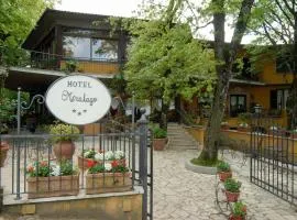 米拉蓝歌酒店