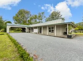 The Olde Store - Hunua Holiday Home