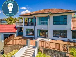 118 Ocean View 4 Bedroom House Amanzimtoti，位于阿曼济姆托蒂的酒店