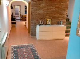 Preciosa casa de 2 pisos a 50 metros de la playa，位于卡内·德·玛尔的酒店