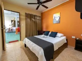 El Cocobolo Food&Rest Room 3 Bed and Breakfast WiFi AC Pkg gratis