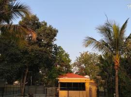 Jamstay by Nature's Abode®Villas，位于艾哈迈达巴德的酒店