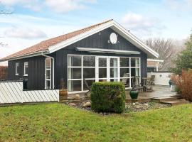 Holiday home Karrebæksminde LIII，位于Karrebæksminde的酒店