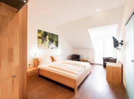 Weingut und Gastehof Borst，位于诺尔德海姆的酒店