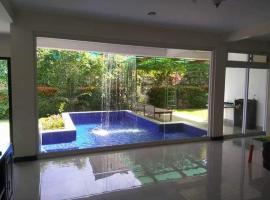 Timog Pool Villa，位于安吉利斯的乡村别墅