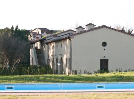 San Ruffino Apartments，位于拉里的酒店