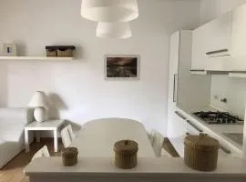 Trilocale Corso Inglesi vicino alle spiagge.