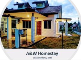 A&W Homestay, Vista Perdana, Miri，位于米里的度假屋