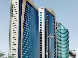4Leisure Suites DAMAC Esclusiva Towers，位于利雅德哈立德国王大清真寺附近的酒店