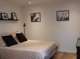 Studio avec jardin et stationnement gratuit à Rouen