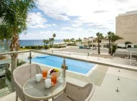 BLISS - Coralli Beachfront Apartment